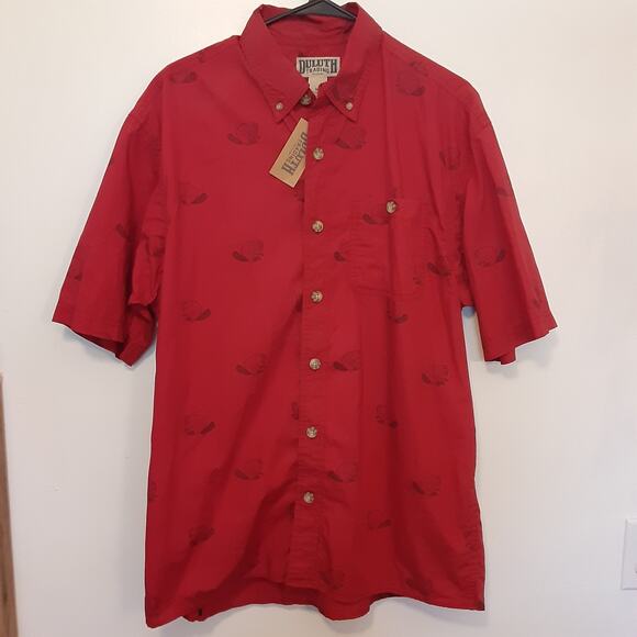 Duluth Trading Co BBQ Shirt Mens Medium Red Beaver Short Sleeve Button Up EUC - Picture 1 of 8